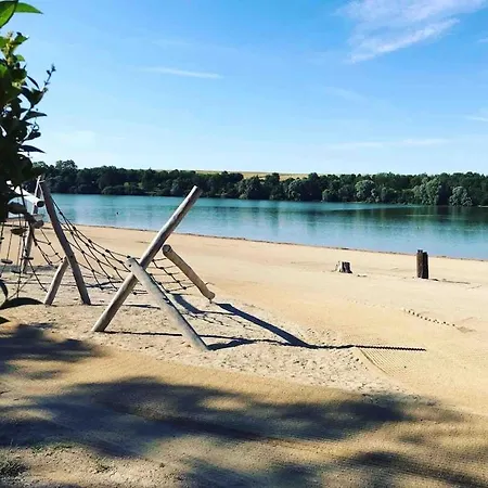 Mobile 12 De Bairon אתר קמפינג Sauville (Ardenne)